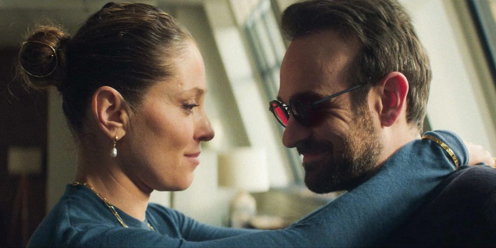 Heather Glenn (Margarita Levieva) placing her hands around Matt Murdock’s (Charlie Cox) neck in Daredevil: Born Again Season 1 Ep 6