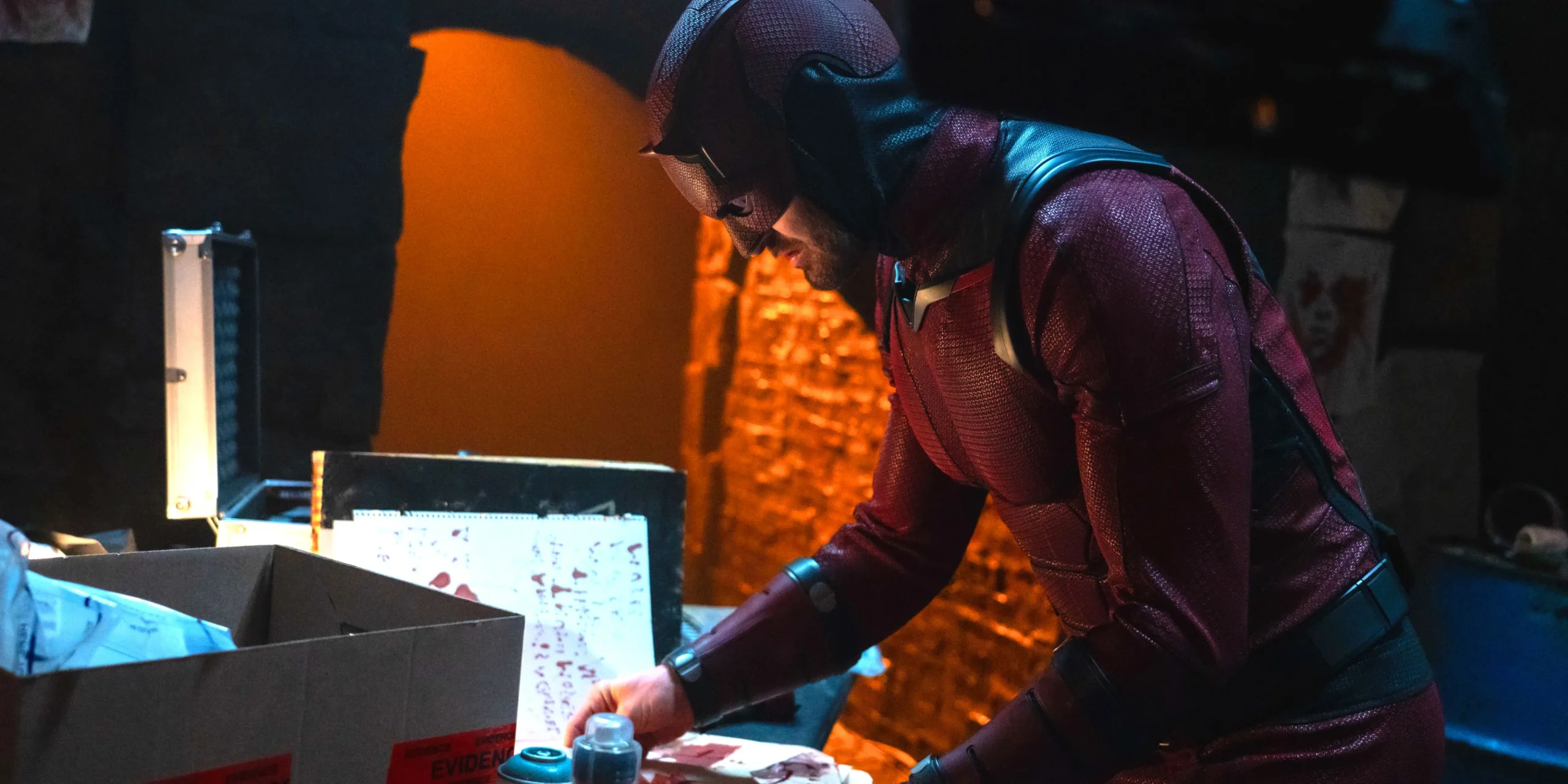 Daredevil investigates Muse's art in episode 7 Daredevil investigates Muse's art in episode 7
