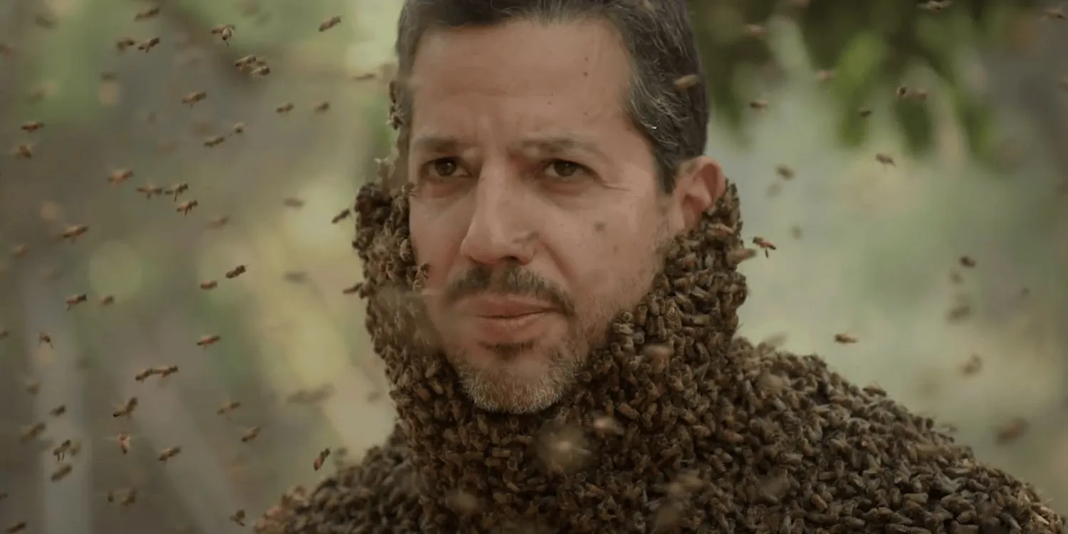 David Blaine covered in bees