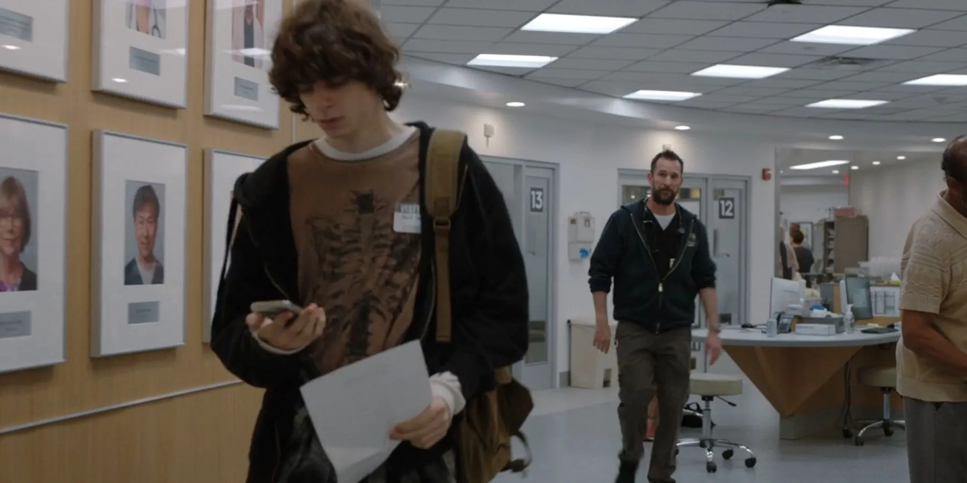 David Saunders walking away from Dr. Robby David Saunders walking away from Dr. Robby