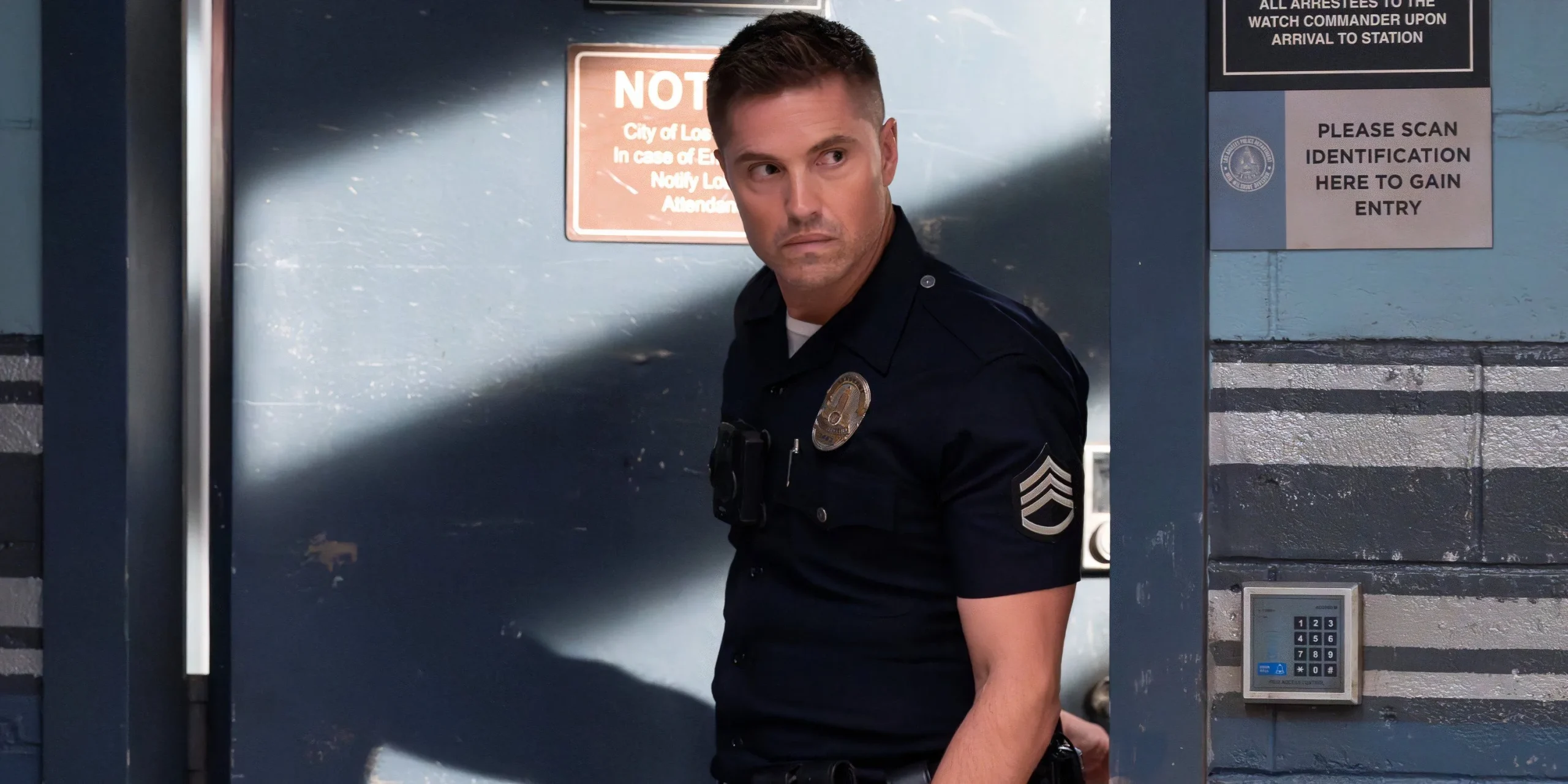 Eric Winter as Tim in The Rookie