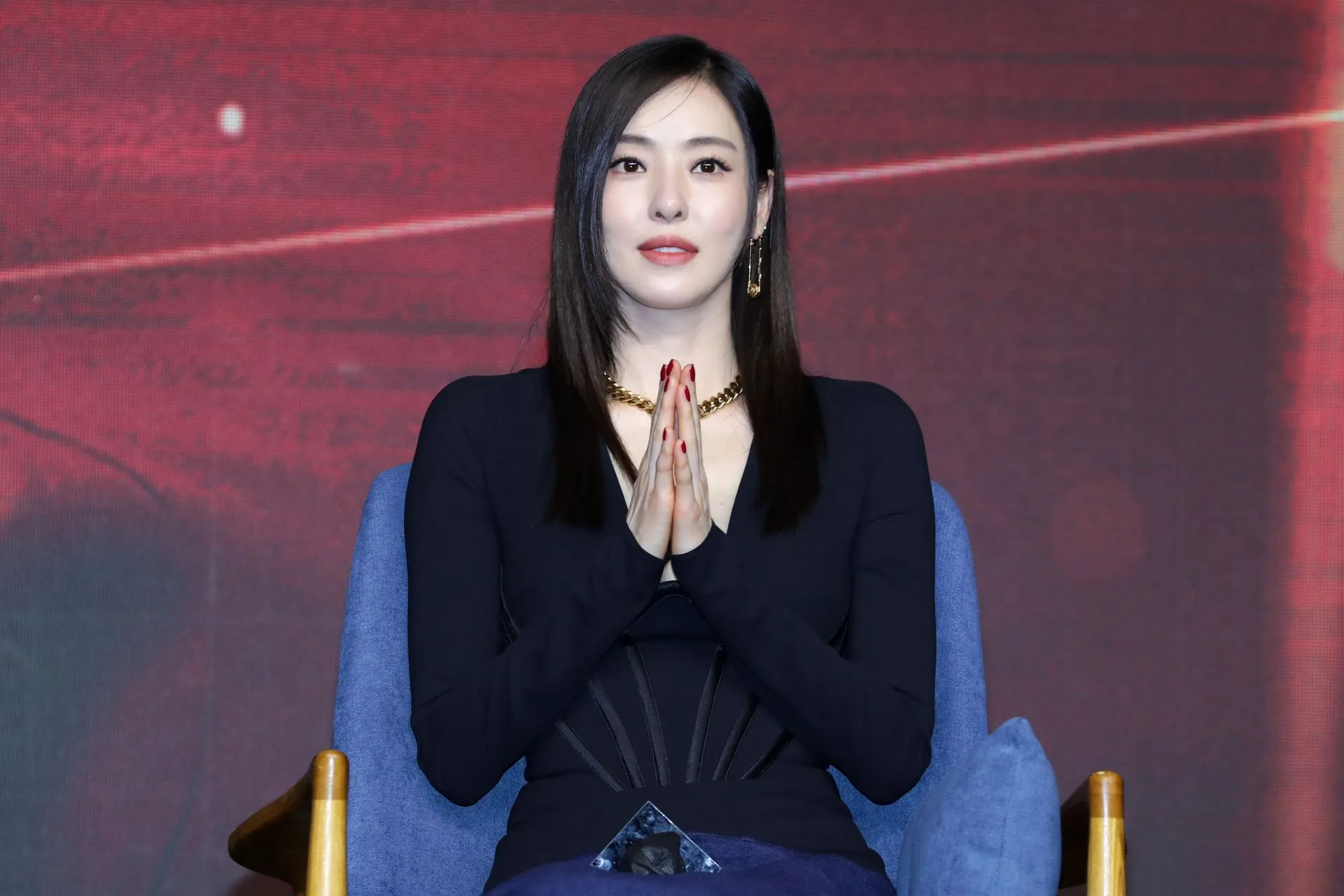 Lee Da-hee stars as Han Dan-bi in Welcome Rain to My Life (Image via Getty)