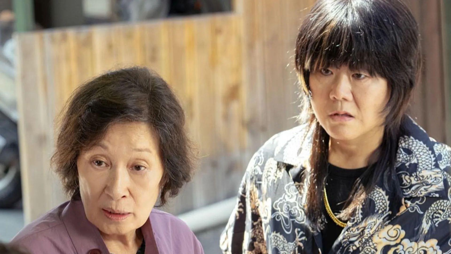 Kim Hye-ja as Lee Hae-suk and Lee Jung-eun as Lee Yeong-ae in Heavenly Ever After (Image via Instagram/@jtbcdrama) Kim Hye-ja as Lee Hae-suk and Lee Jung-eun as Lee Yeong-ae in Heavenly Ever After (Image via Instagram/@jtbcdrama)