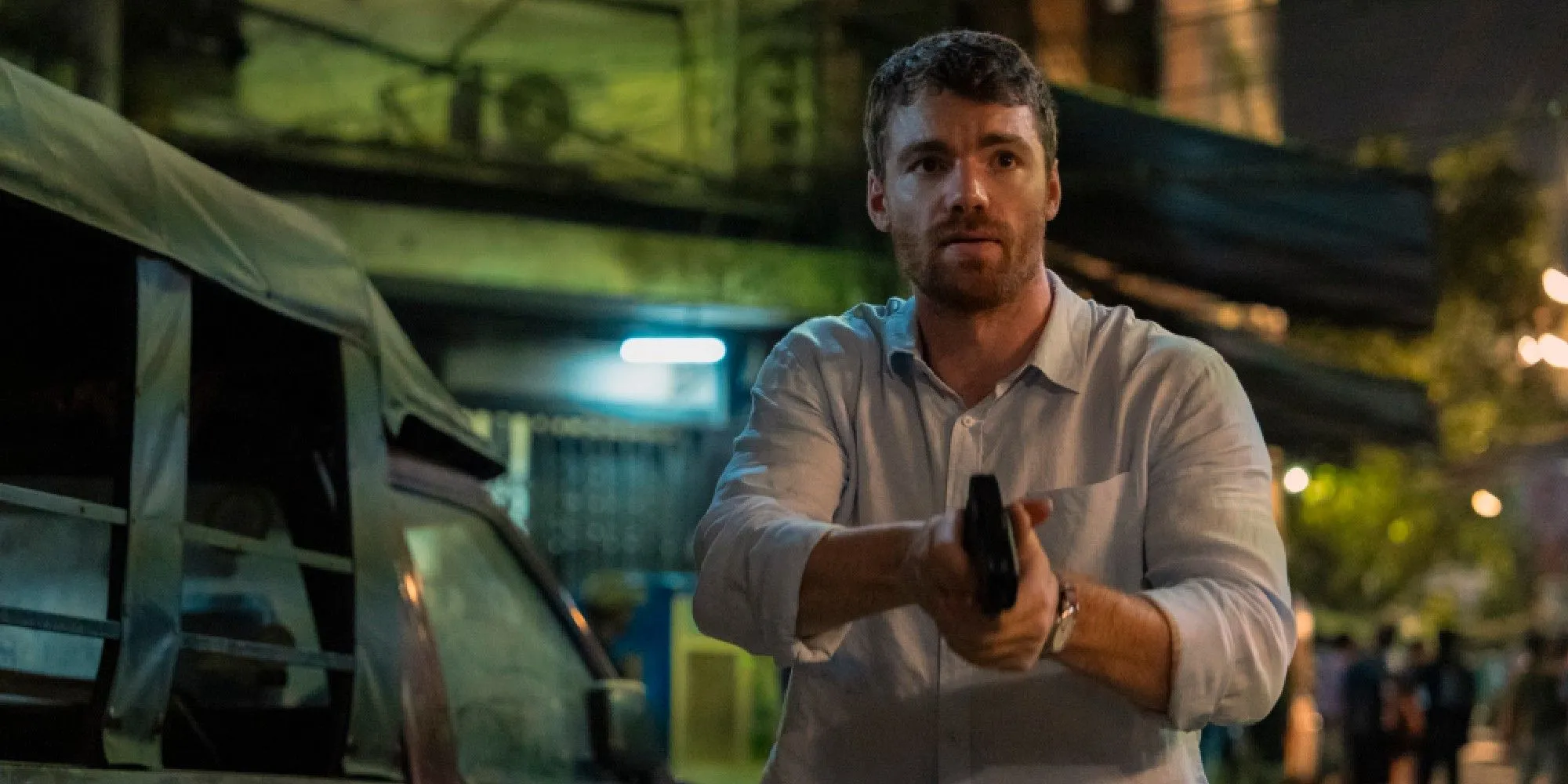 Gabriel Basso as Peter Sutherland
