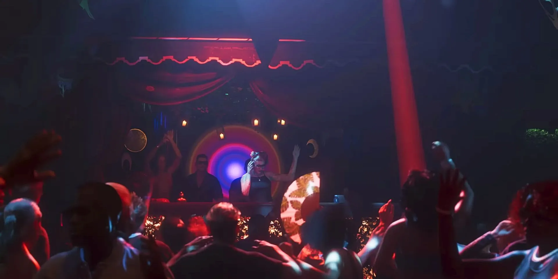 Nightclub scene Nightclub scene