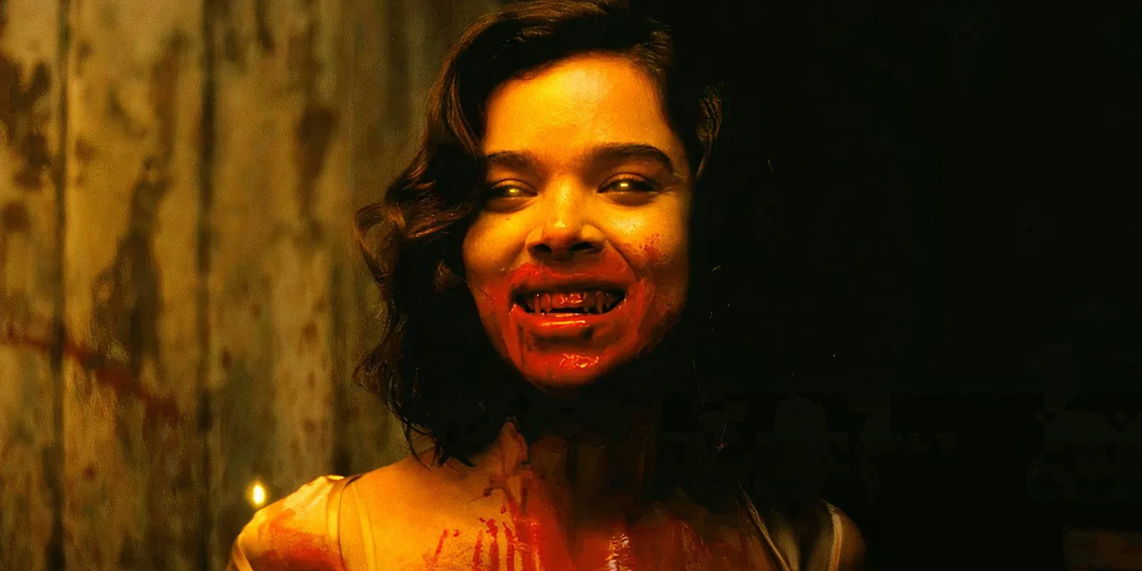 Hailee Steinfeld as a bloody vampire in Sinners Hailee Steinfeld as a bloody vampire in Sinners
