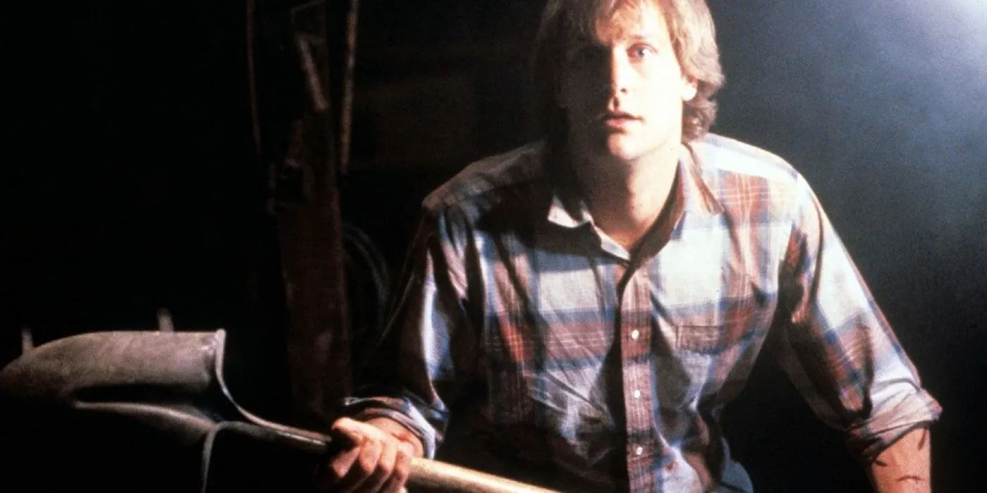 Jeff Daniels holding shovel in Arachnophobia Jeff Daniels holding shovel in Arachnophobia