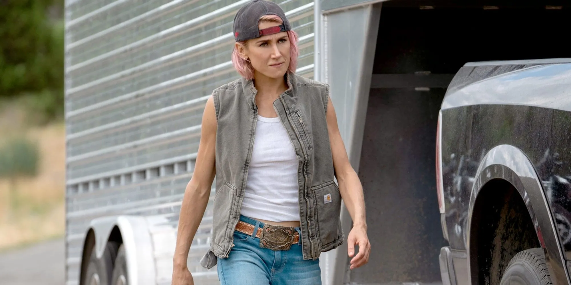Jen Landon as Teeter in Yellowstone Jen Landon as Teeter in Yellowstone