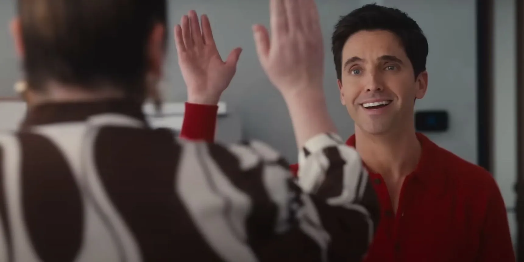 Jimmy approaches Kayla in Hacks season 4