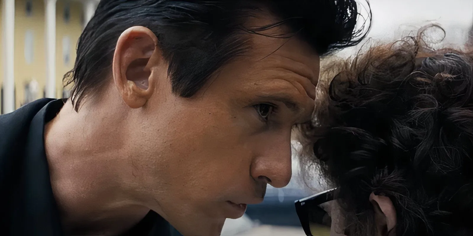 Johnny Cash whispers to Bob Dylan Johnny Cash whispers to Bob Dylan