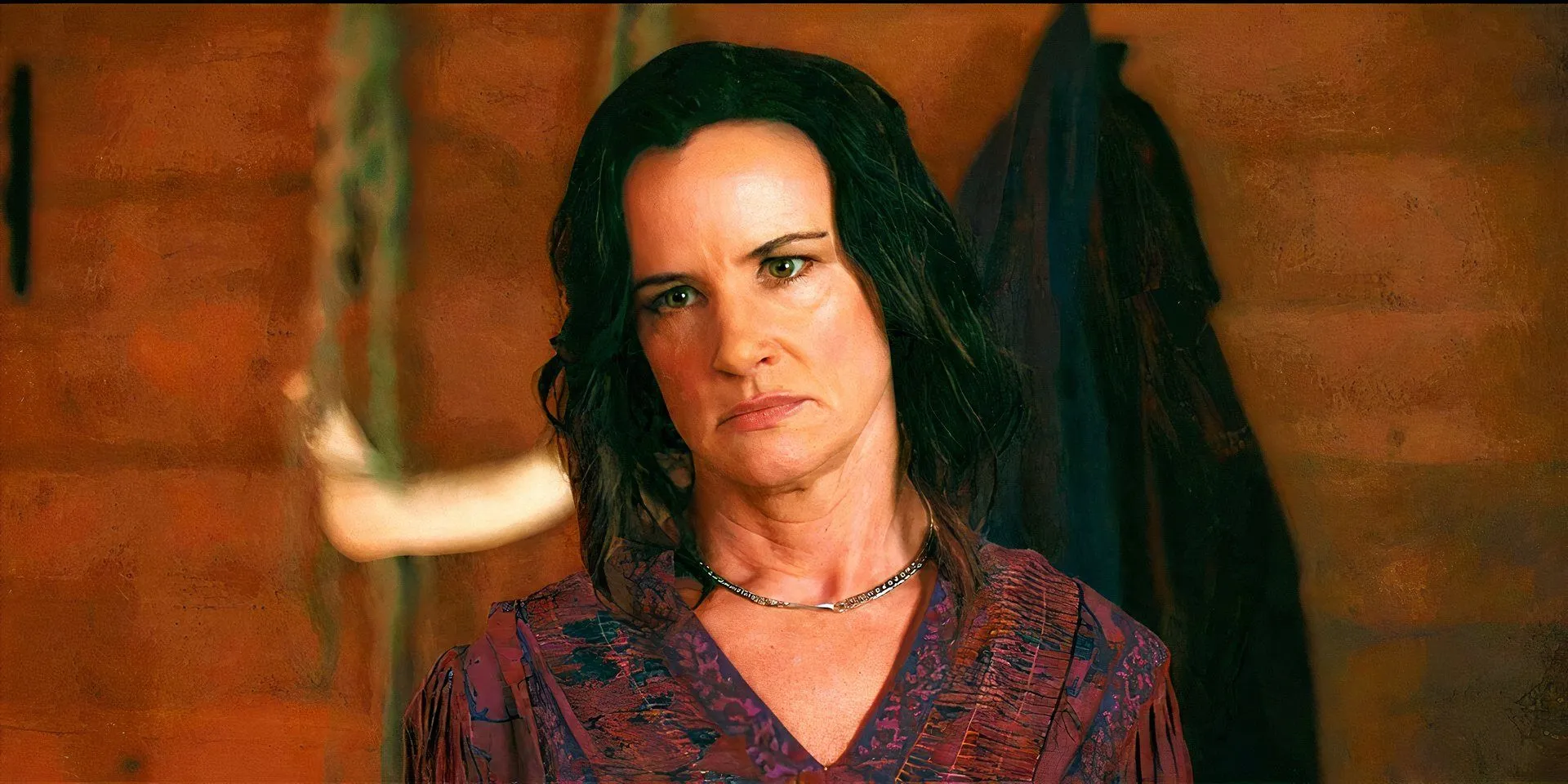 Juliette Lewis as Natalie, looking displeased in Yellowjackets season 2 Juliette Lewis as Natalie, looking displeased in Yellowjackets season 2