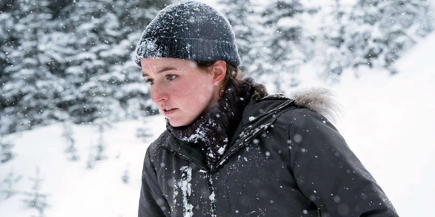 Kaitlyn Dever as Abby Walking in the Snow Kaitlyn Dever as Abby Walking in the Snow