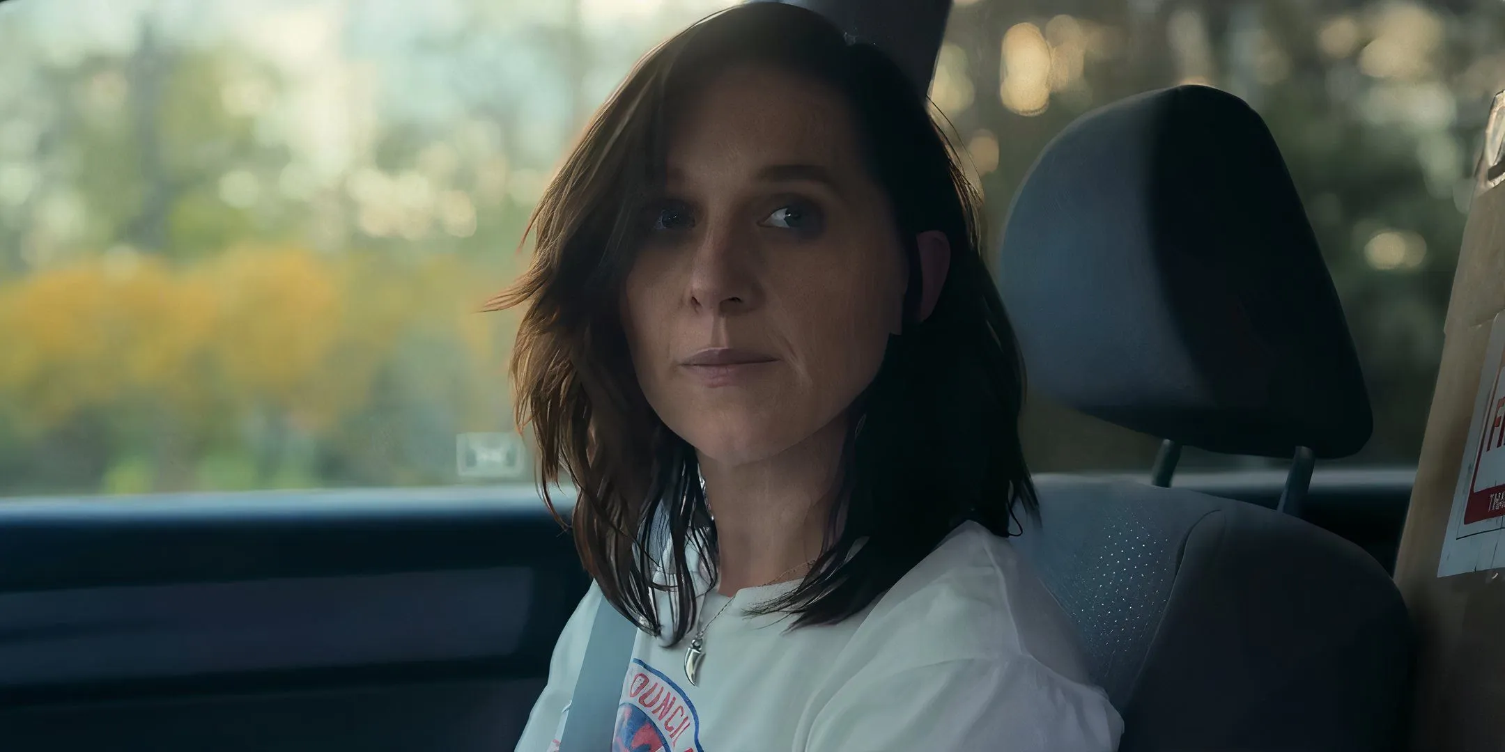 Lena Hall as Ali in worrying expression
