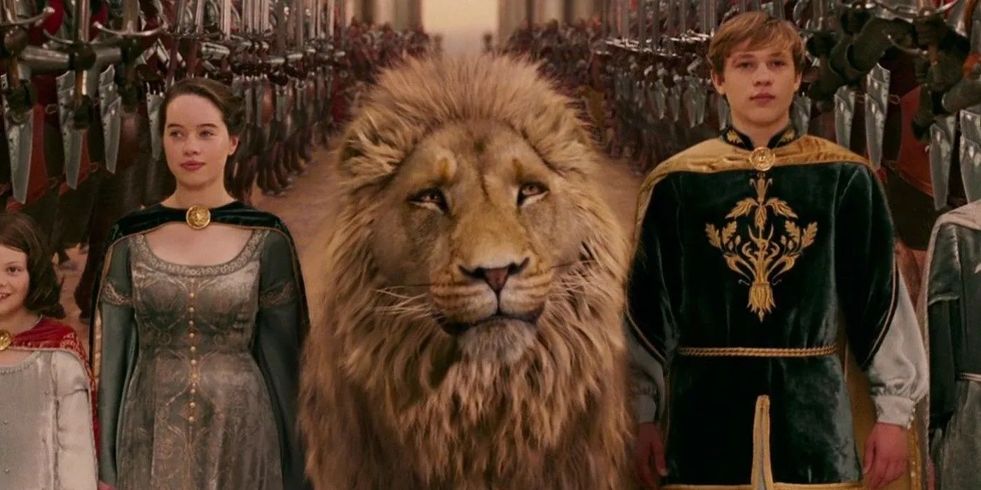 Aslan leading an army in The Chronicles of Narnia: The Lion, the Witch, and the Wardrobe