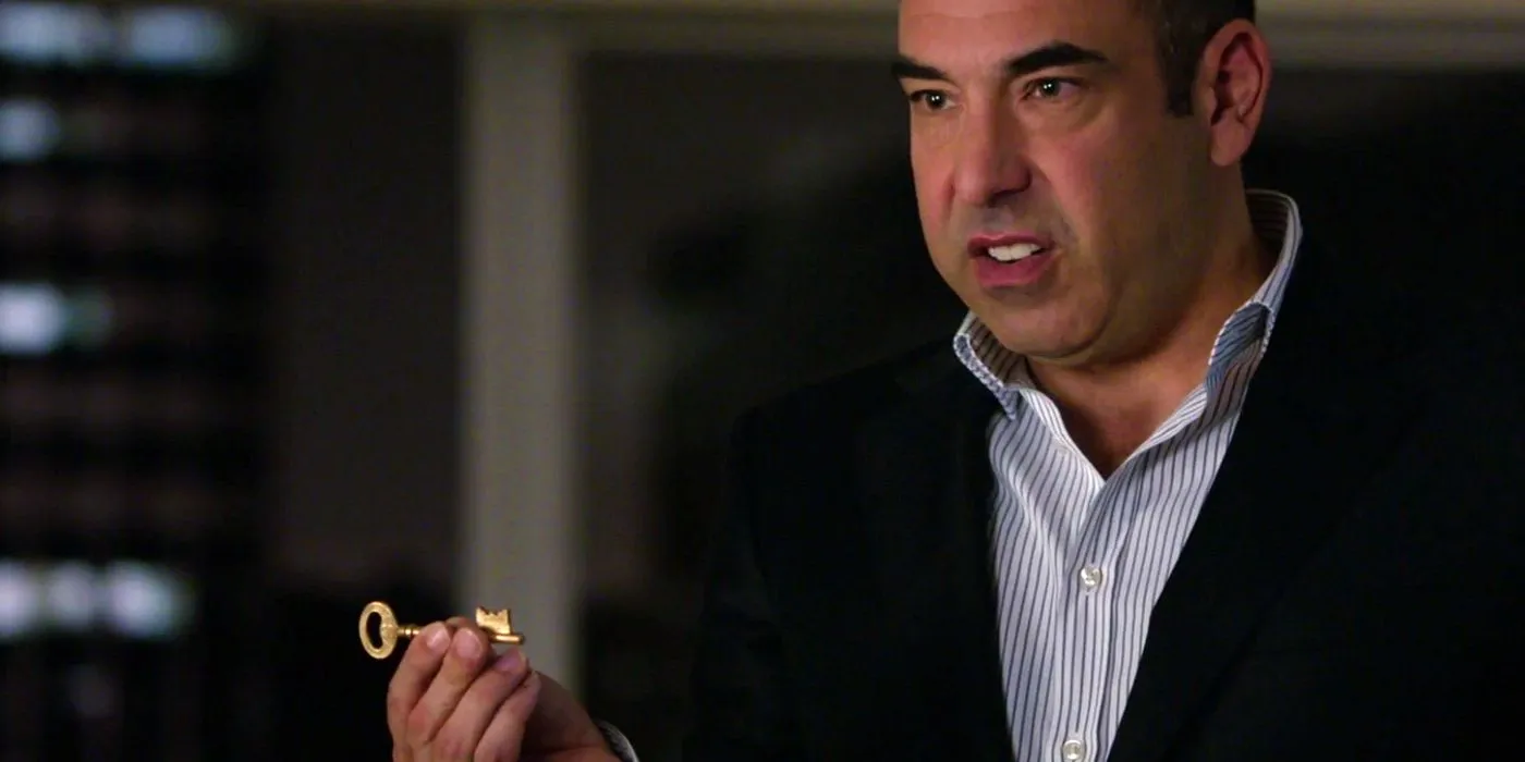 Suits 시즌 4, 에피소드 10에서 열쇠를 든 Louis Litt