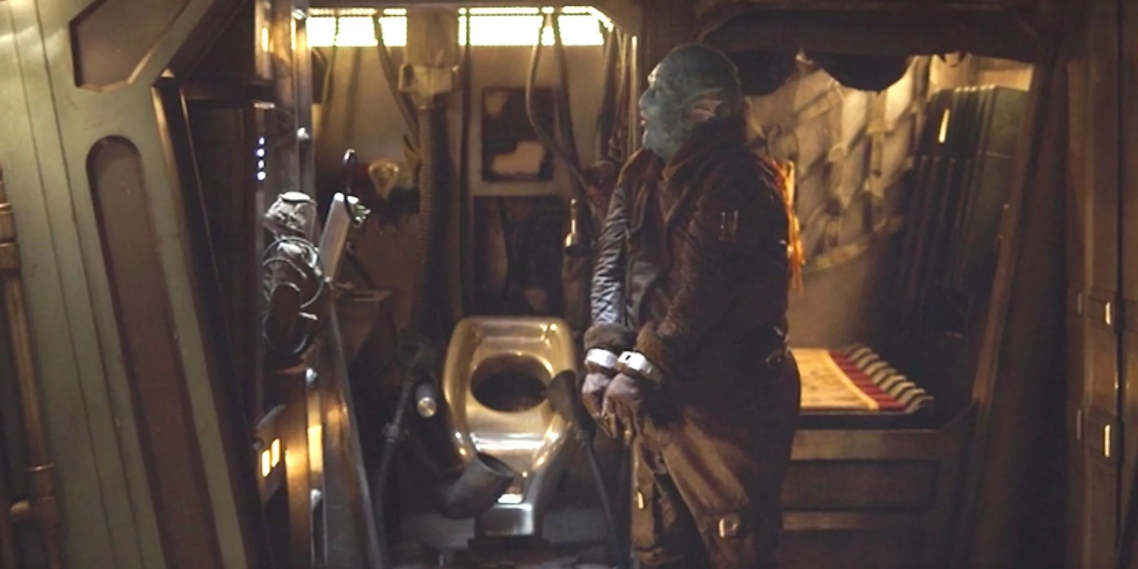 The bathroom in The Mandalorian