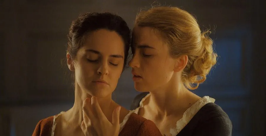 Marianne and Héloïse together in Portrait of a Lady on Fire