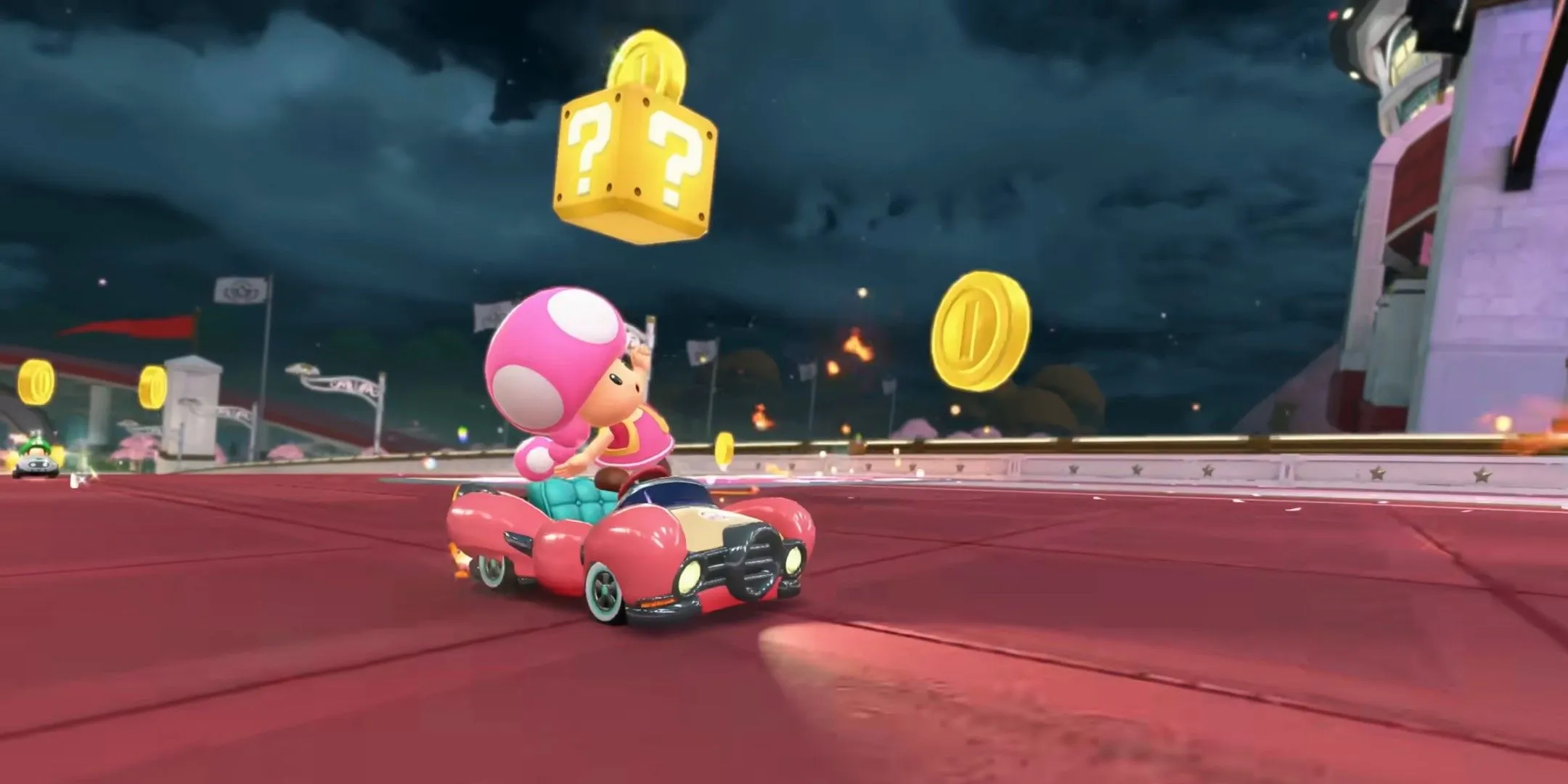 Toadette grabbing new item Toadette grabbing new item