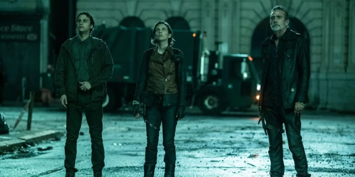 Negan Maggie and another character looking up in Dead City Negan Maggie and another character looking up in Dead City