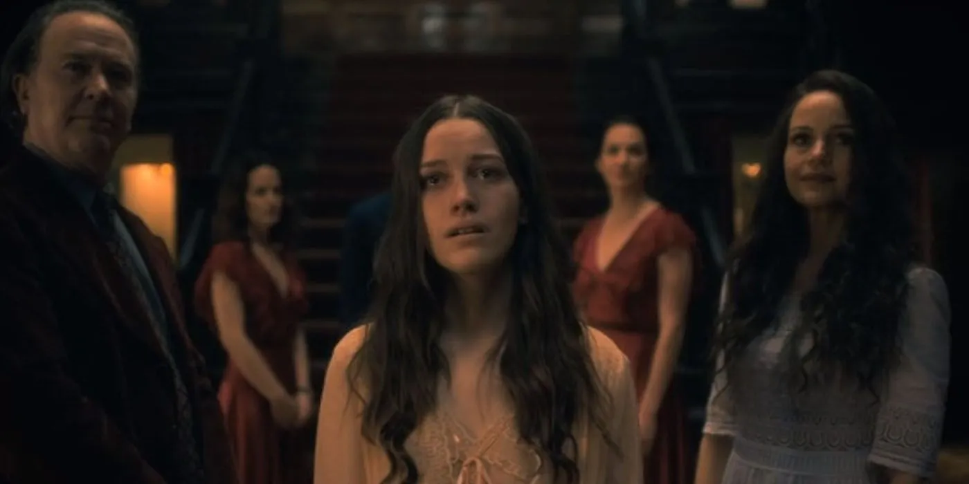 Nell's ghost visits her family in The Haunting of Hill House