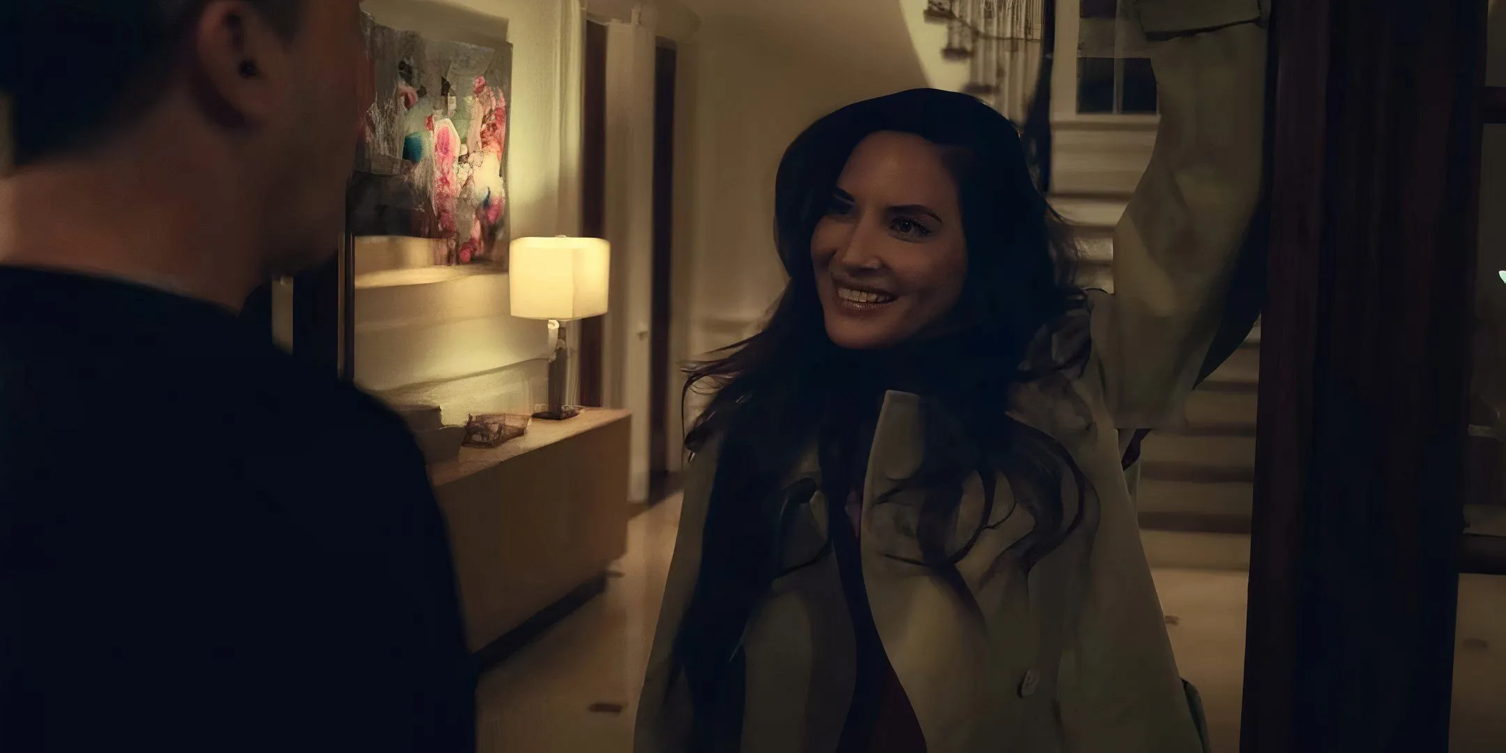 Olivia Munn as Sam meeting Jon Hamm's Coop