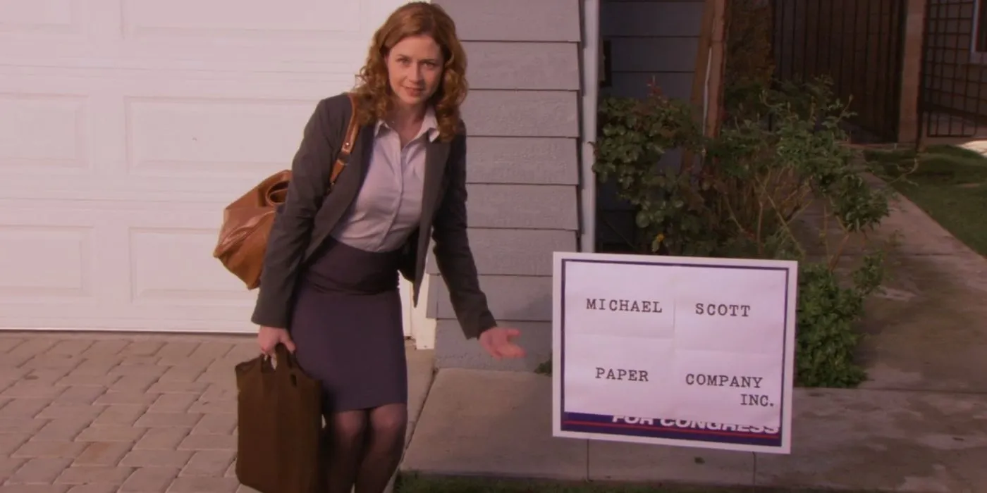 Michael Scott Paper Company 간판 앞에 선 Pam Michael Scott Paper Company 간판 앞에 선 Pam
