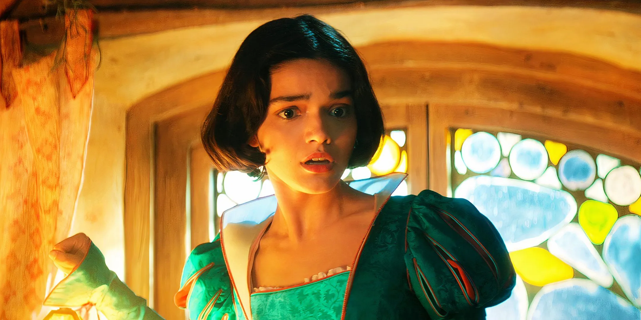 Rachel Zegler looking concerned in Snow White 2025