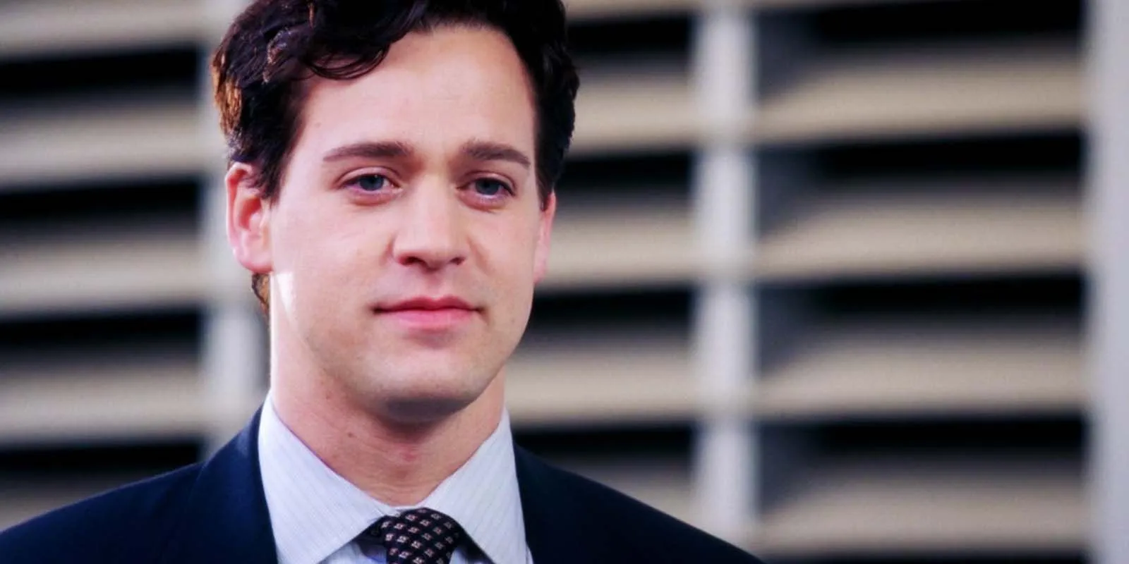 T.R. Knight as George O'Malley in Grey's Anatomy season 3's finale T.R. Knight as George O'Malley in Grey's Anatomy season 3's finale