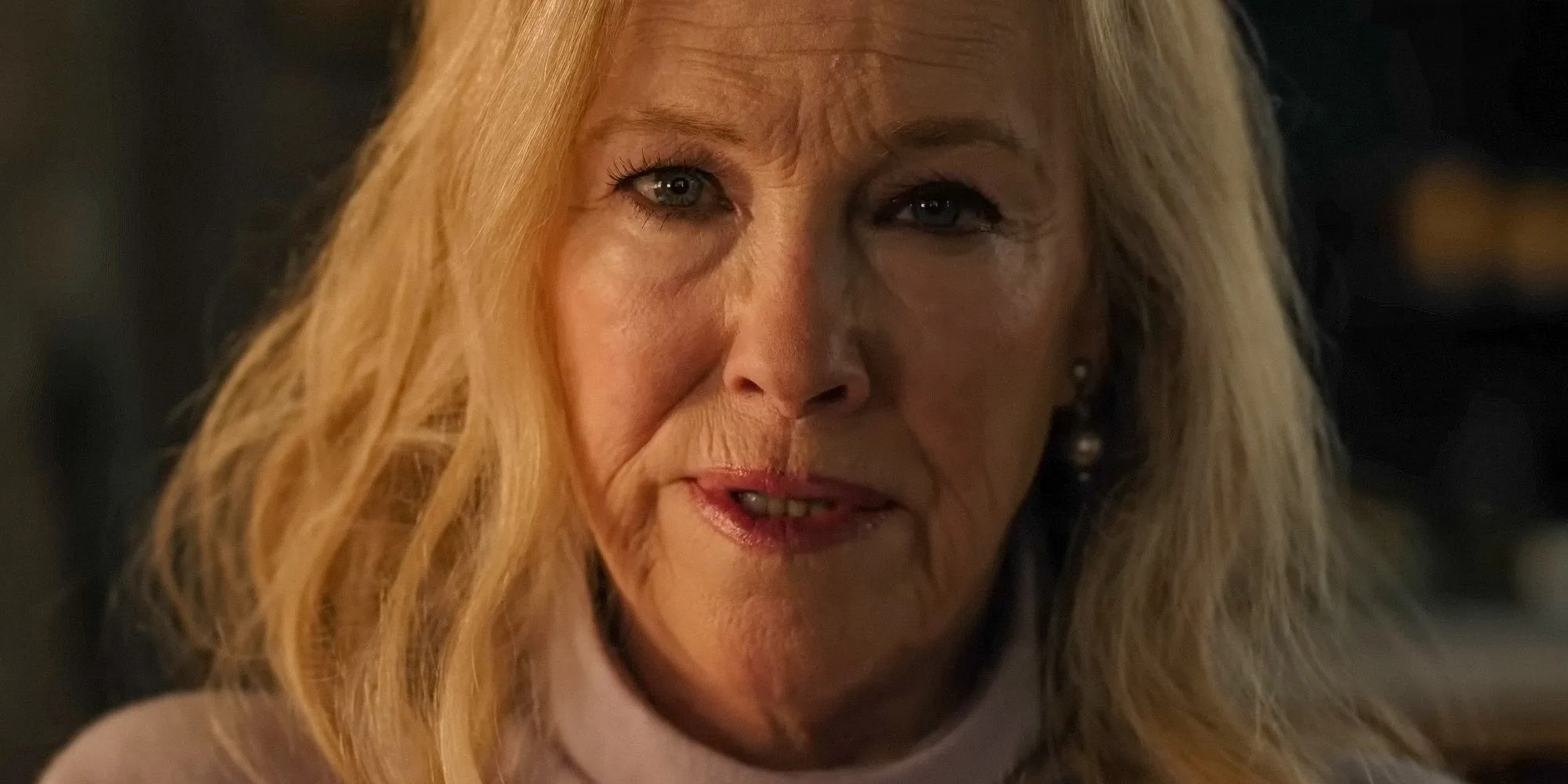 Close-up of Catherine O'Hara's character in The Last of Us Season 2 Teaser Close-up of Catherine O'Hara's character in The Last of Us Season 2 Teaser