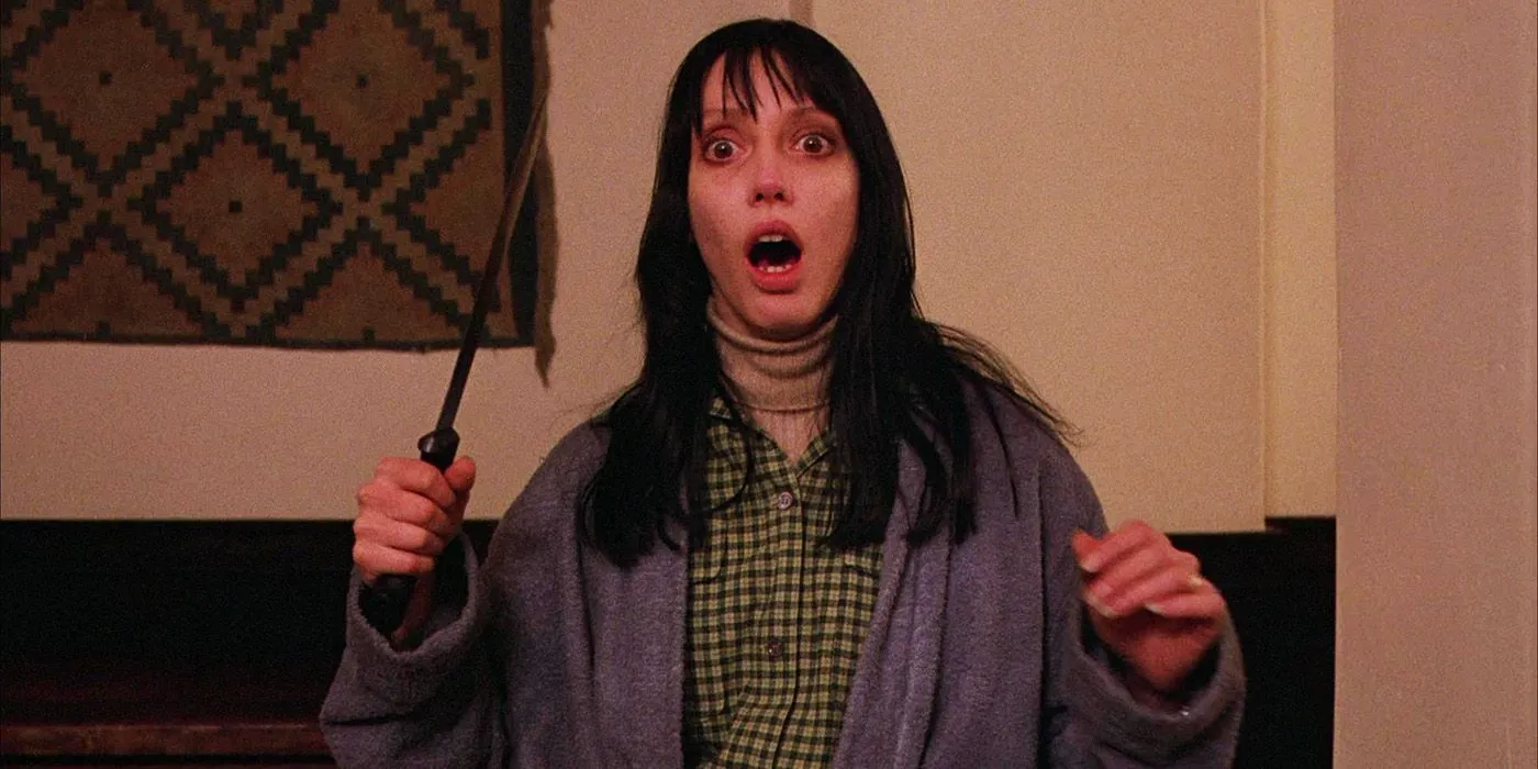 Wendy holding a knife Wendy holding a knife