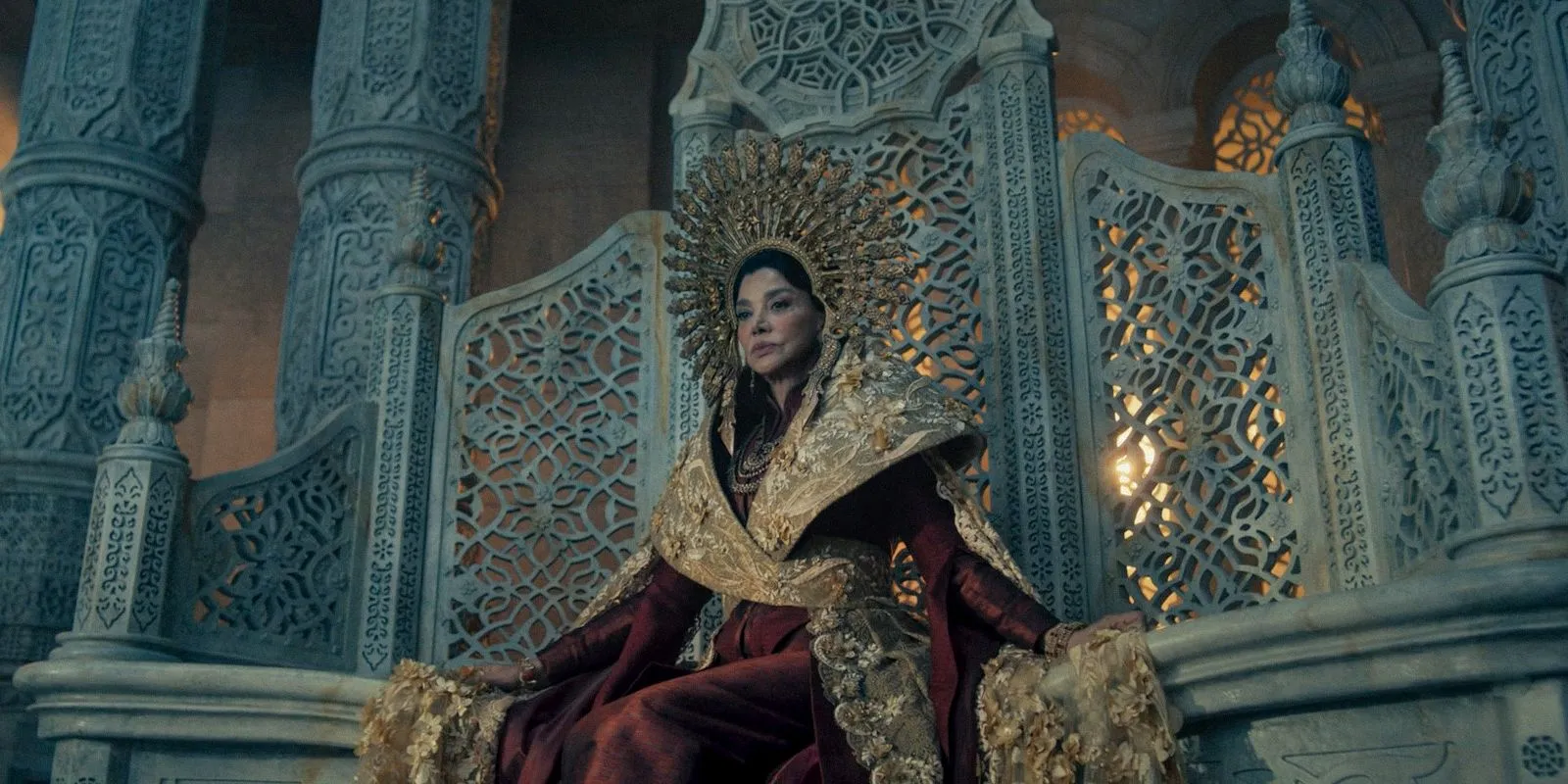 Elaida do Avriny a'Roihan in Season 3 Elaida do Avriny a'Roihan in Season 3