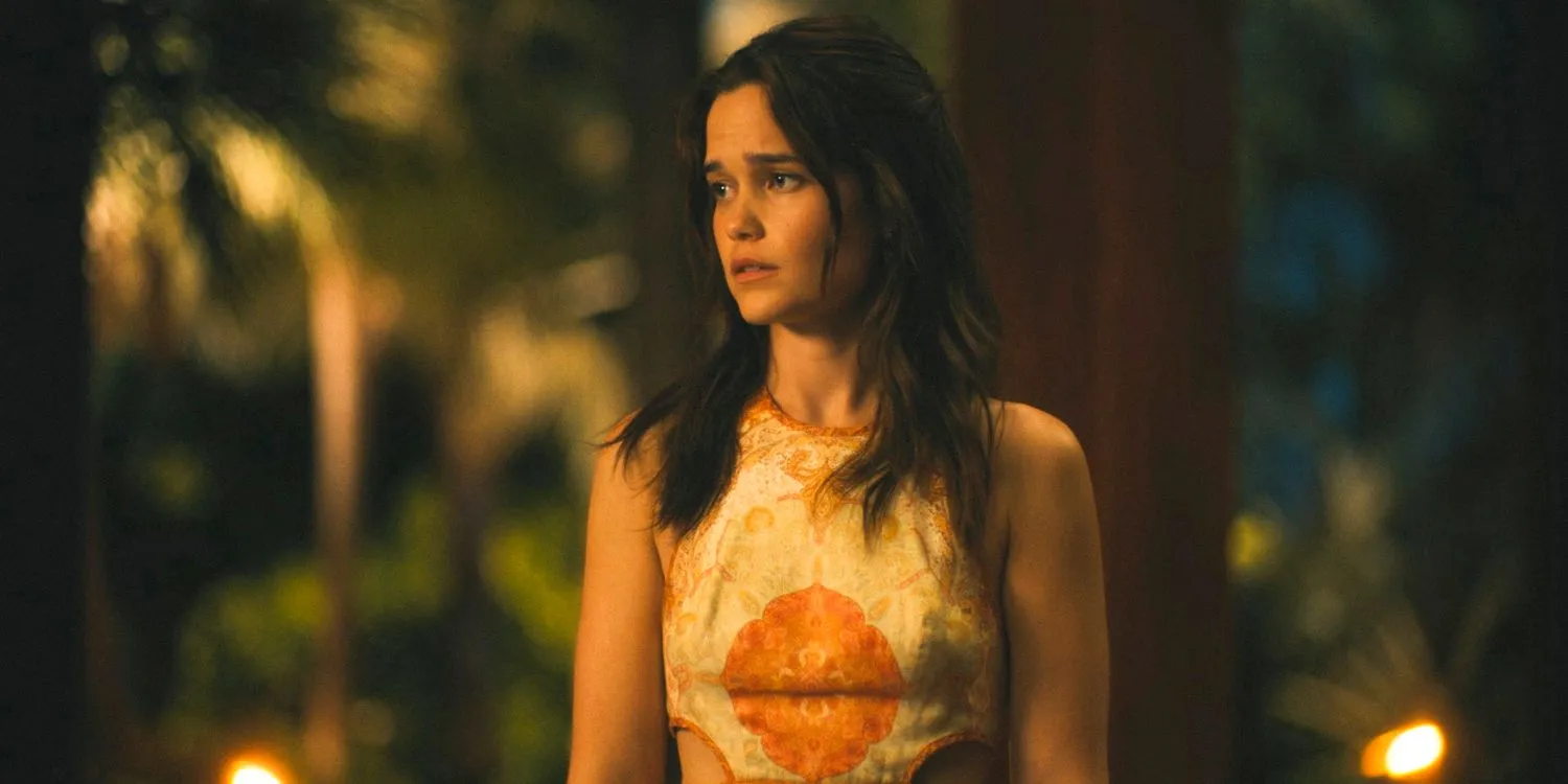 Piper (Sarah Catherine Hook) looking worried in The White Lotus Season 3 Ep 5 Piper (Sarah Catherine Hook) looking worried in The White Lotus Season 3 Ep 5