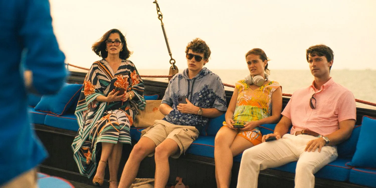 Victoria, Lochlan, Piper and Saxon on the boat leaving the hotel in The White Lotus Season 3 Ep 8