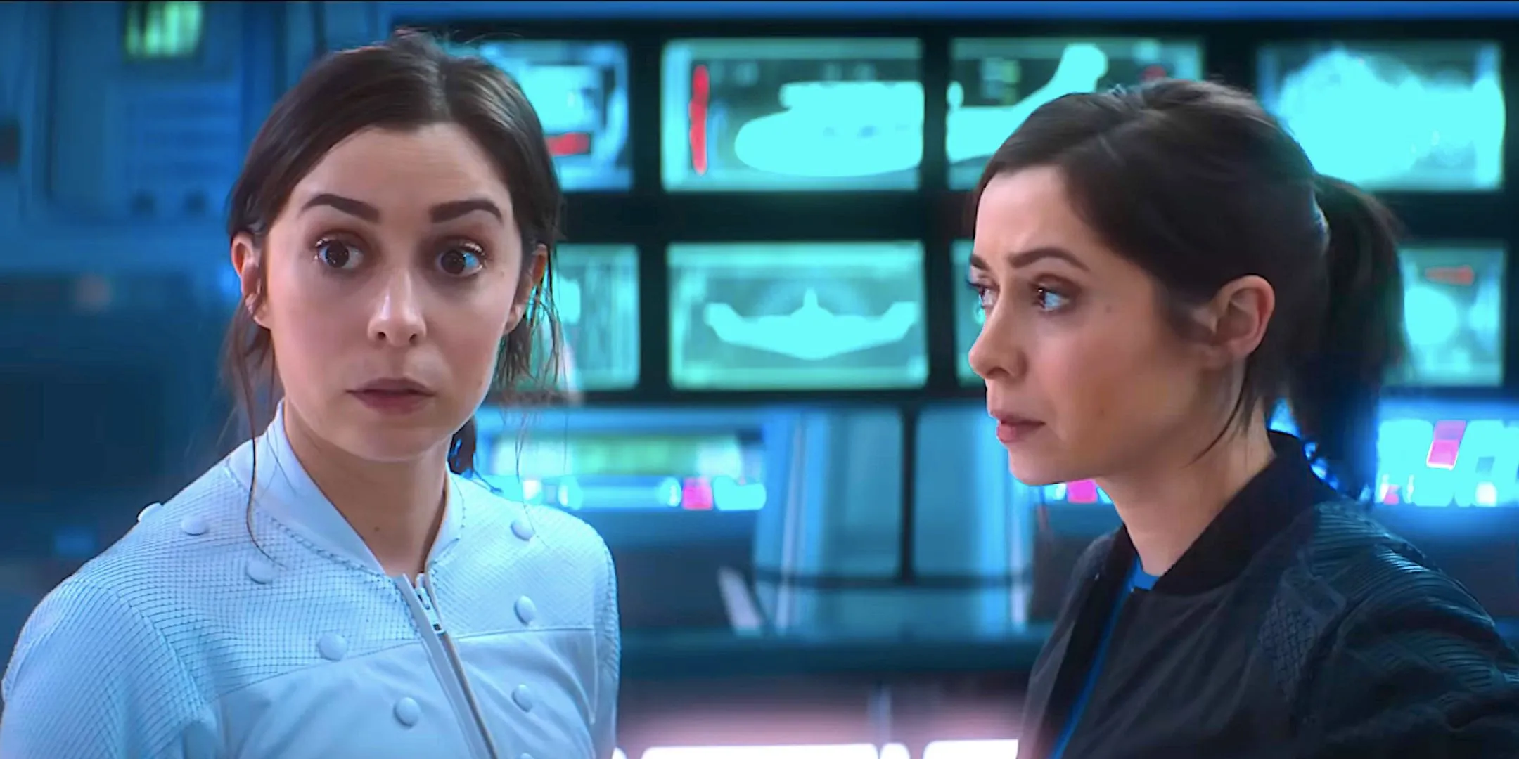 Cristin Milioti as Nanette Cole