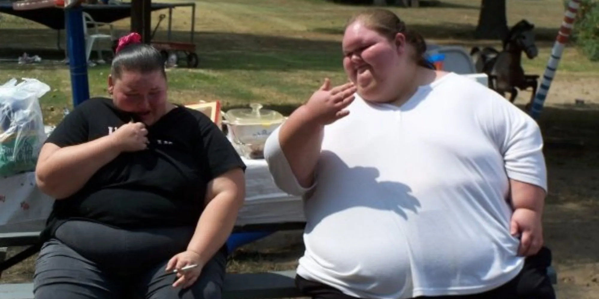 Amy and Tammy Slaton laughing