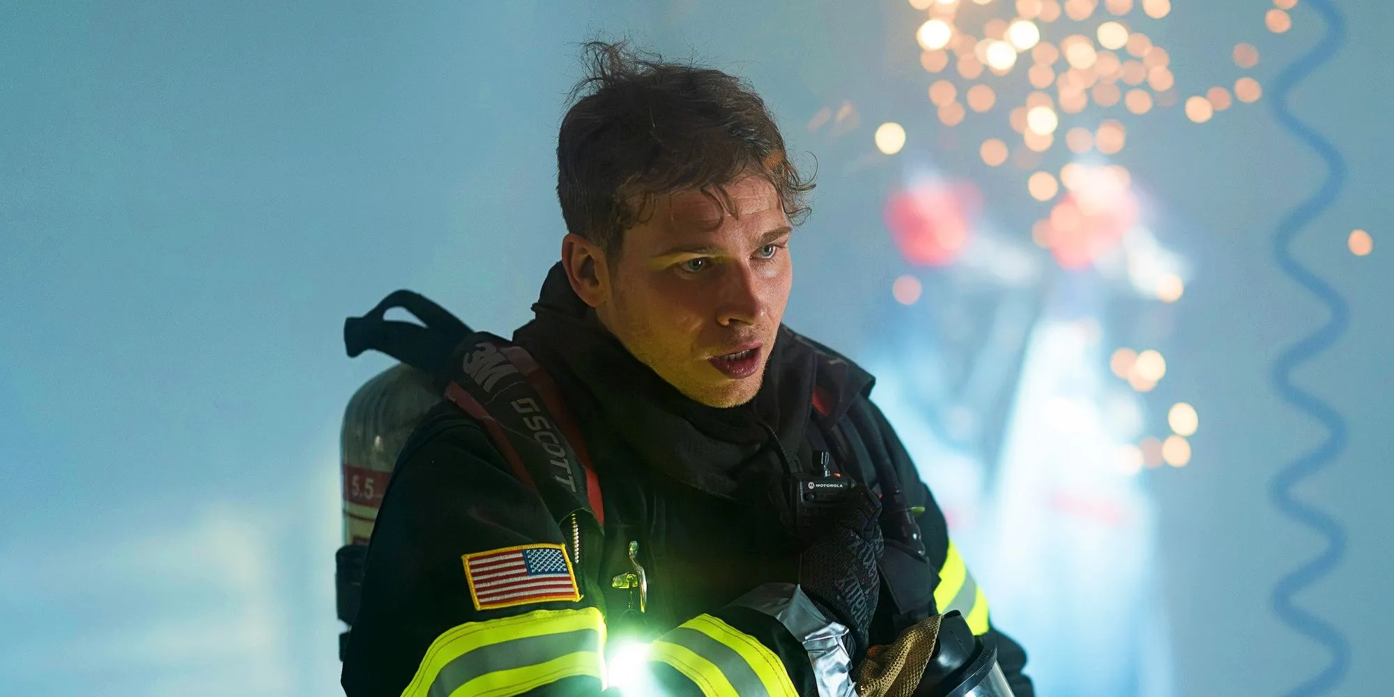 Oliver Stark as Evan Oliver Stark as Evan