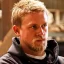 Sons Of Anarchy 이후 Charlie Hunnam의 간과된 시리즈를 만나보세요: Prime Video에서 그의 새로운 범죄 드라마를 보기 전에 이상적인 시청작