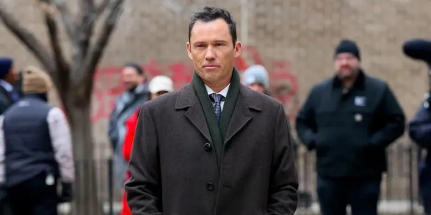 Jeffrey Donovan as Steve Forsing