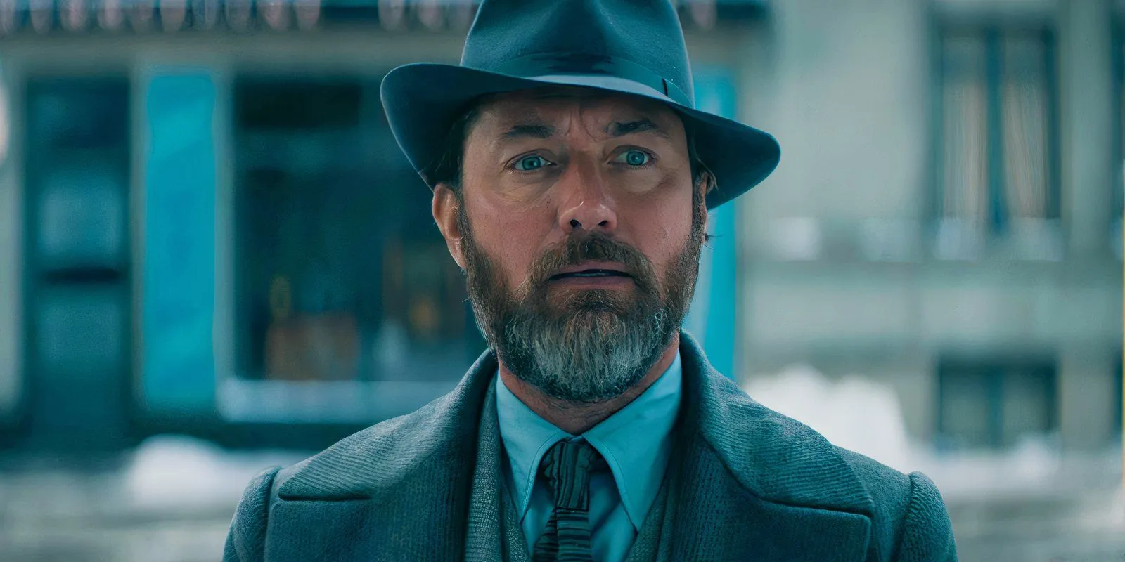 Jude Law as Dumbledore Jude Law as Dumbledore