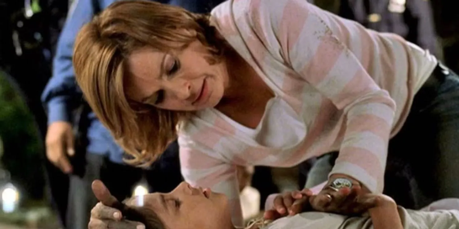 Olivia Benson saving Maria