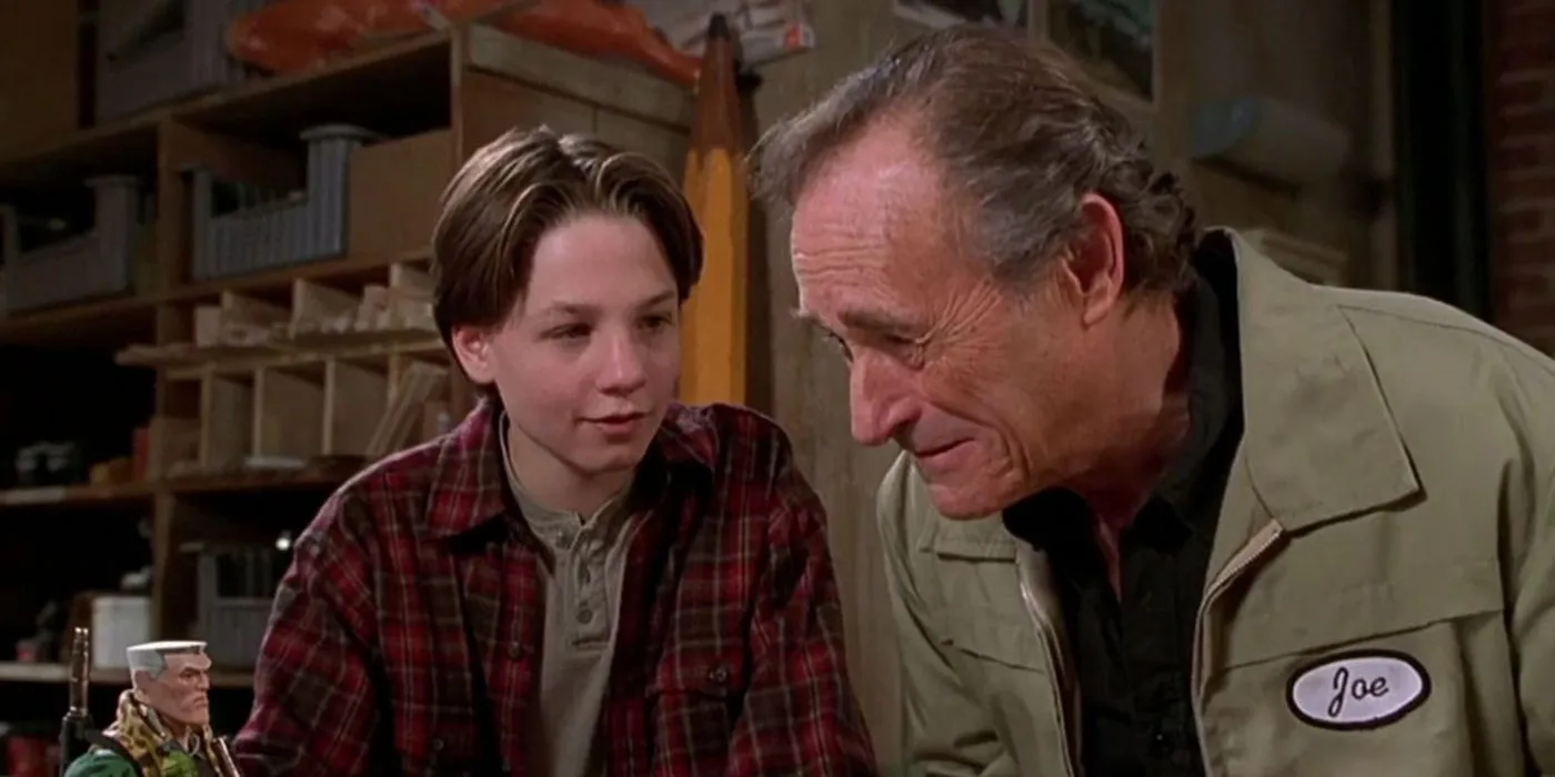 Small Soldiers Image 5 Small Soldiers Image 5