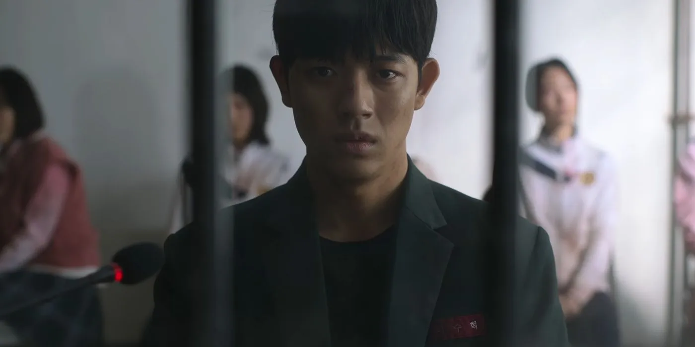 Su-hyeok being interrogated Su-hyeok being interrogated